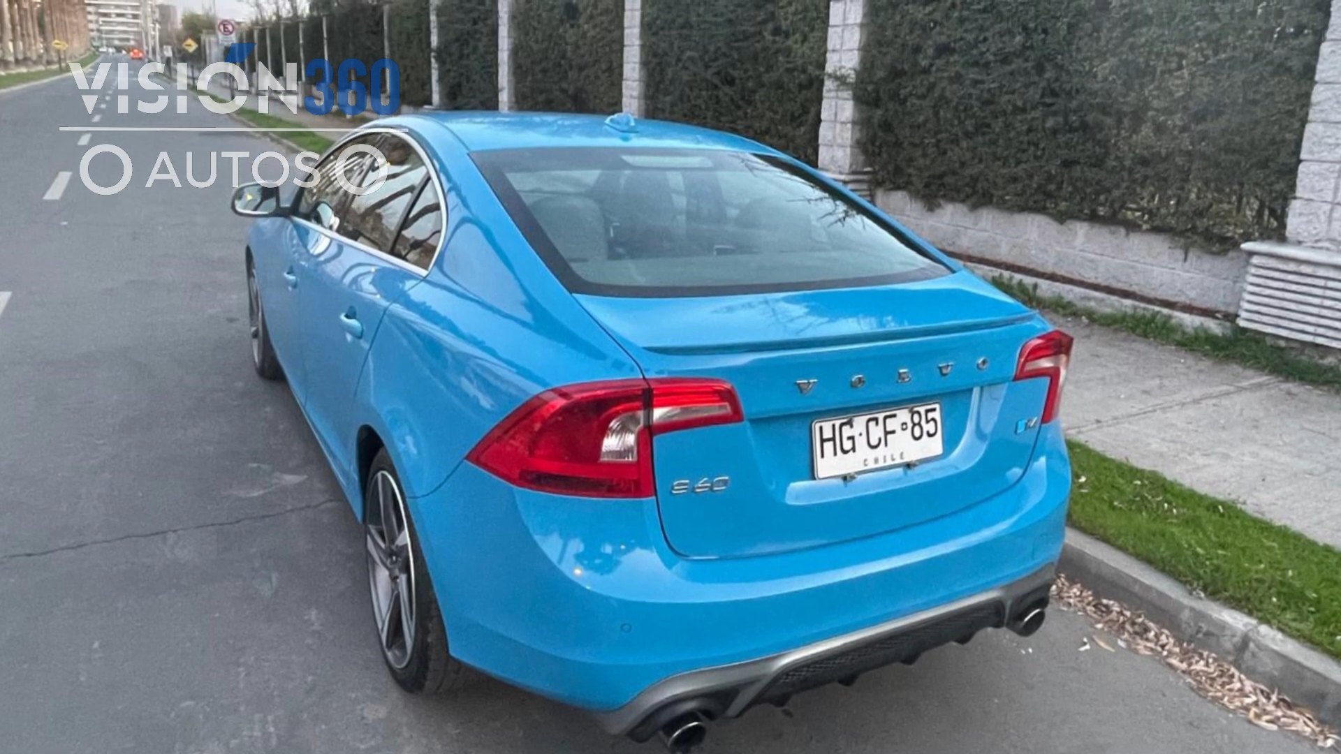 VOLVO S60 (2015)